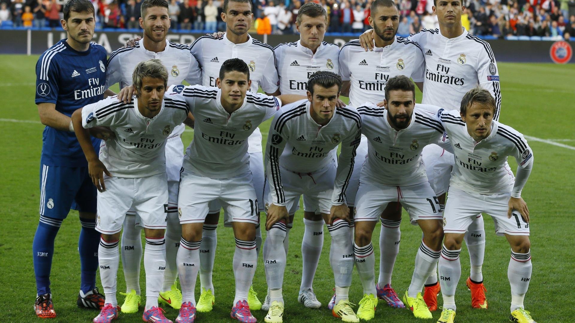 AYX GAME-英超强攻瞬间：快速反击引爆全场，英超强队